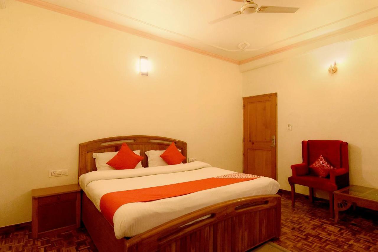 Oyo 7138 Acharya Cottage Manāli Екстериор снимка